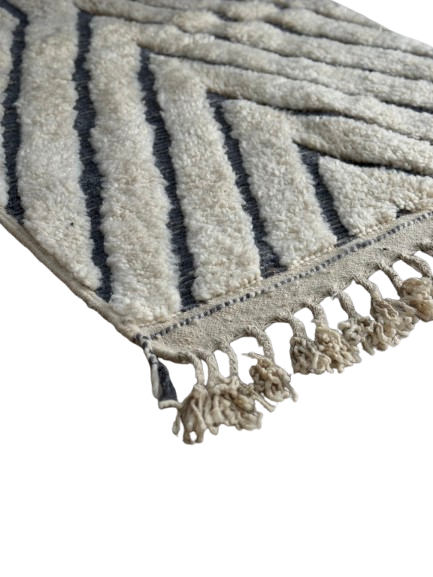 Tapis Azilal Marocain en Laine – Tissé à la Main par Artisans Berbères (Approx 39x59/100 x 150 cm)