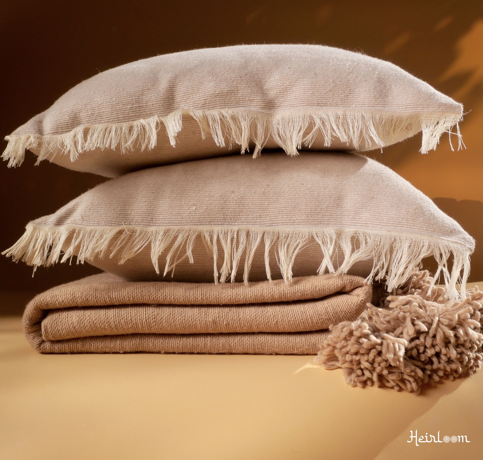 Couvre-lit uni et ses coussins assortis - Edition Blé - The Moroccan Vibrations