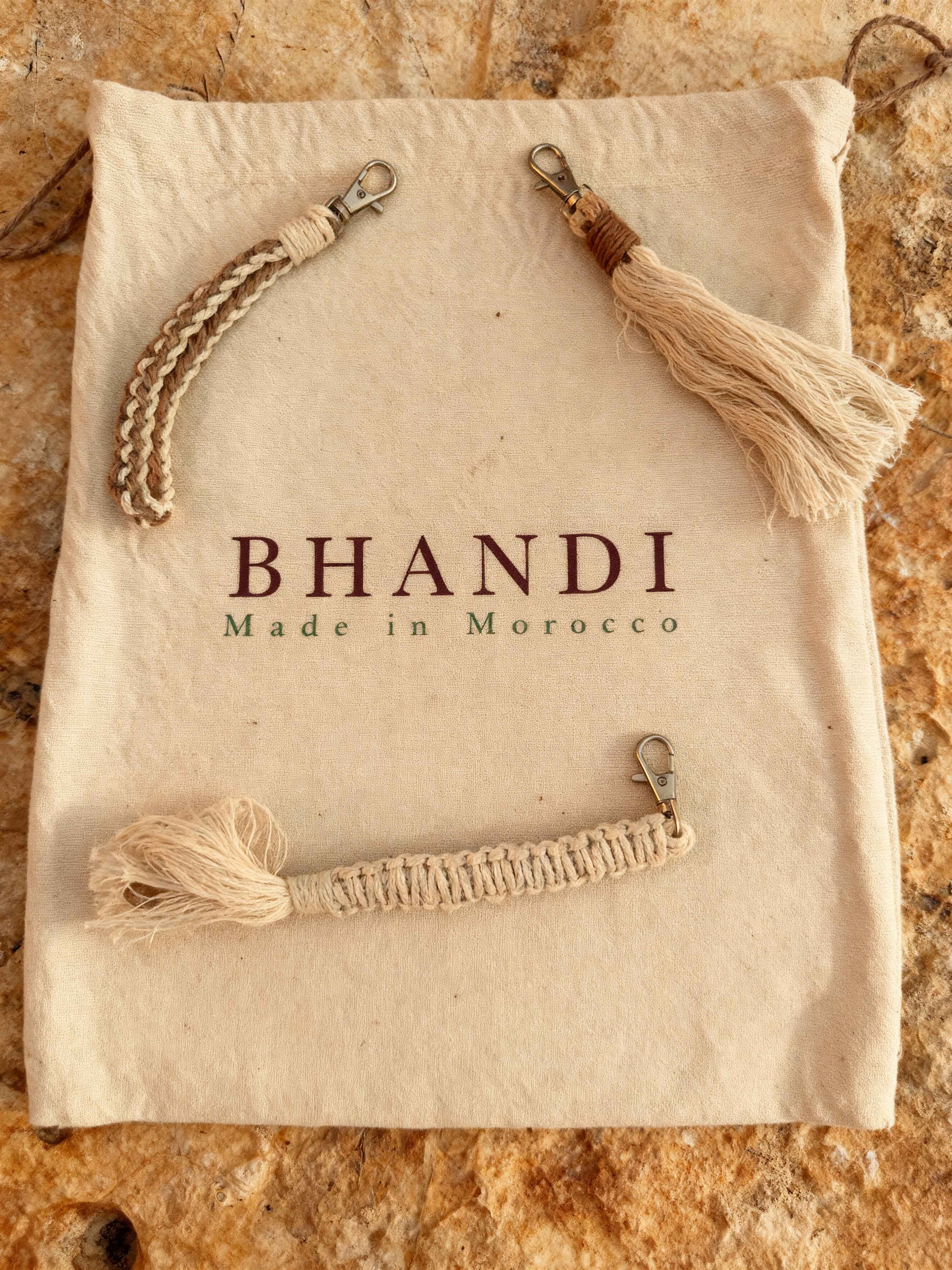 Ensemble "Goffa Half Moon" Blanc – Sac à main & Pochette assortie + accessoires