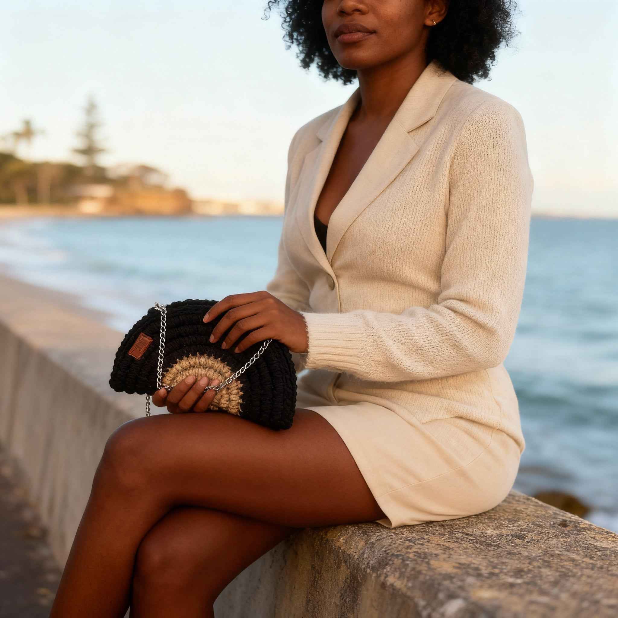 Ensemble "Goffa Half Moon" Noir – Sac à main & Pochette assortie + accessoires