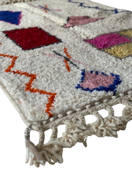 Tapis Azilal Marocain en Laine – Tissé à la Main par Artisans Berbères (Approx 39x59/100 x 150 cm)