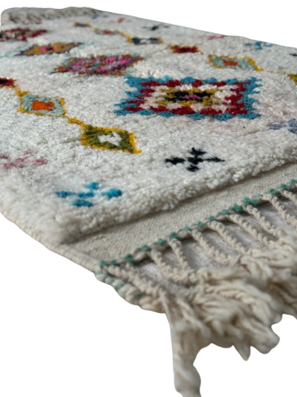 Tapis Azilal Marocain en Laine – Tissé à la Main par Artisans Berbères (Approx 39x59/100 x 150 cm)