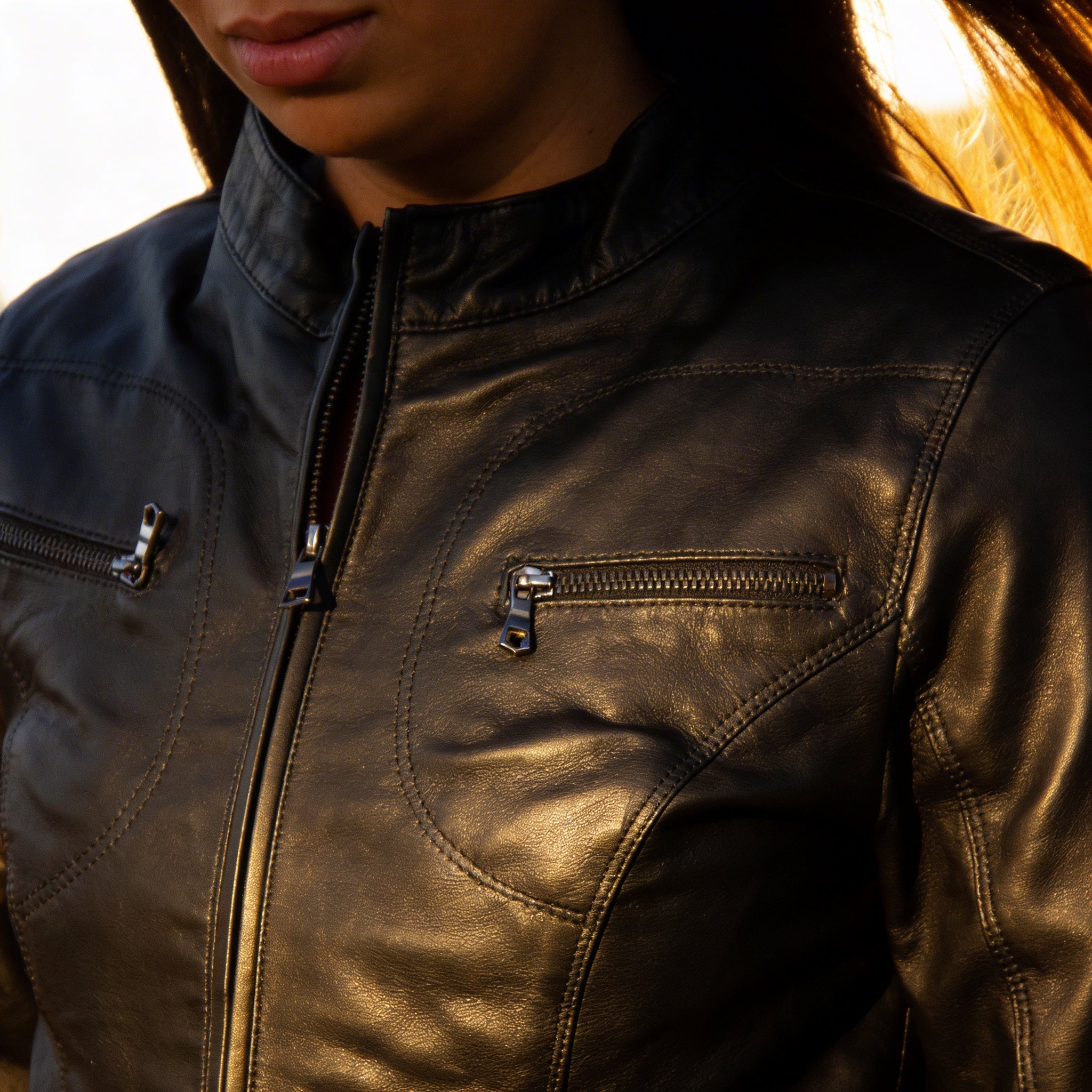 Blouson Femme en Cuir Véritable Noir – Modèle LUCIA – Artisanat Marocain - The Moroccan Vibrations